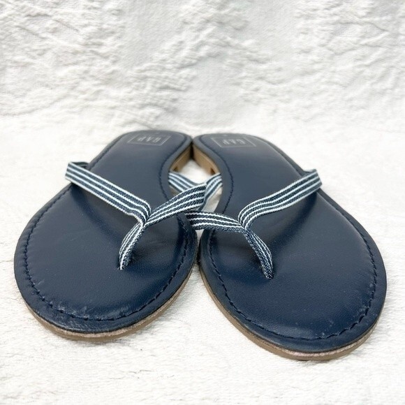 GAP Flip Flops Navy Leather Railroad Stripe Fabric Strap Thong Sandals - Picture 3 of 9